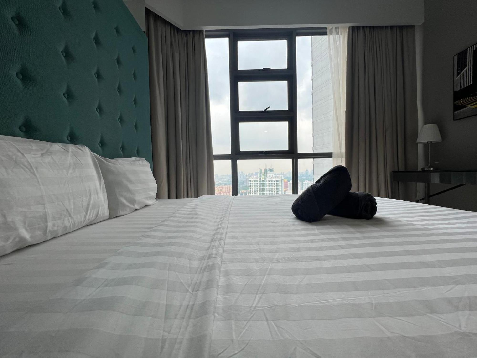 Eclipse Suites Robertson Bukit Bintang Куала-Лумпур Номер фото